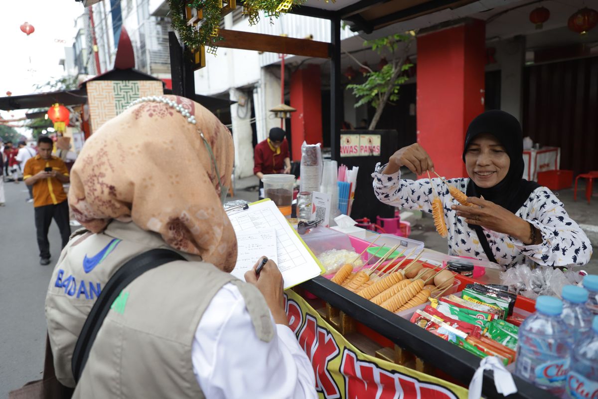 BBPOM lakukan pemeriksaan lanjutan pada makanan di Kya-Kya Surabaya