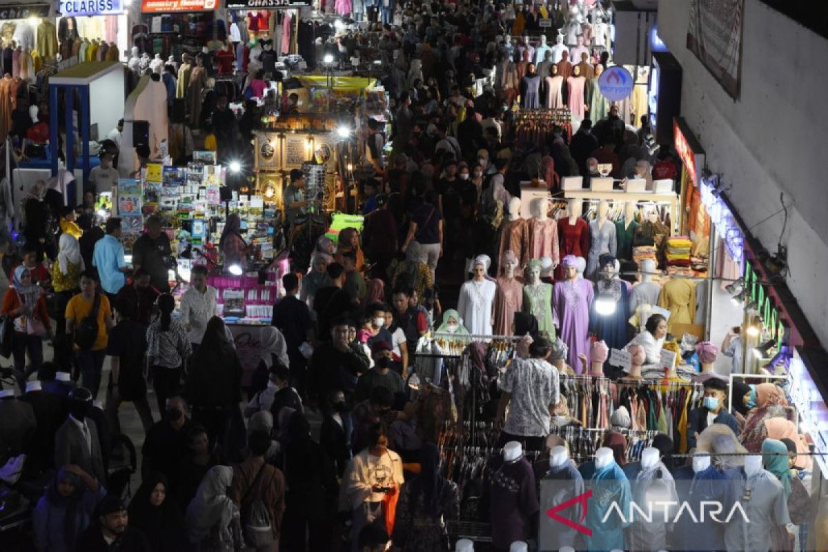 Mandiri Institute: Belanja masyarakat terakselerasi momen Ramadhan