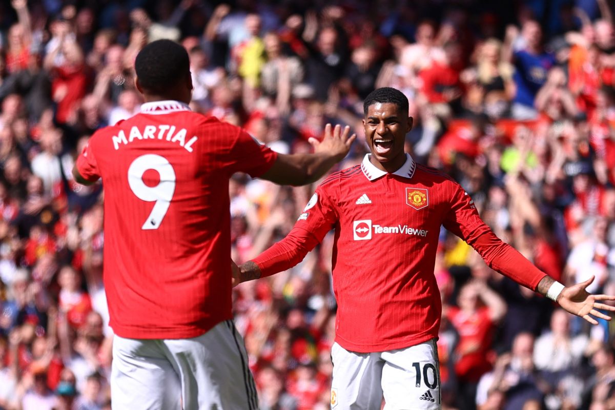 Gol McTominay dan Martial menangkan Manchester United atas Everton
