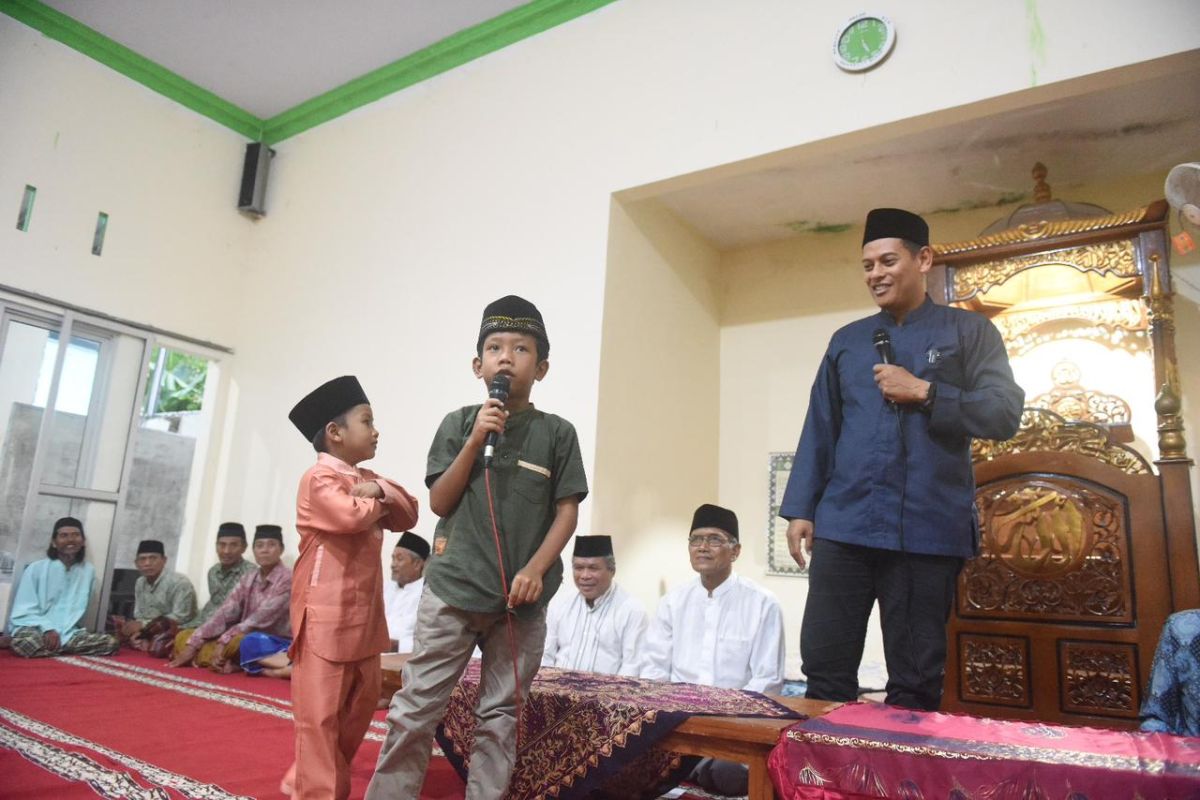 Wali Kota Kediri imbau warga selalu memakmurkan masjid