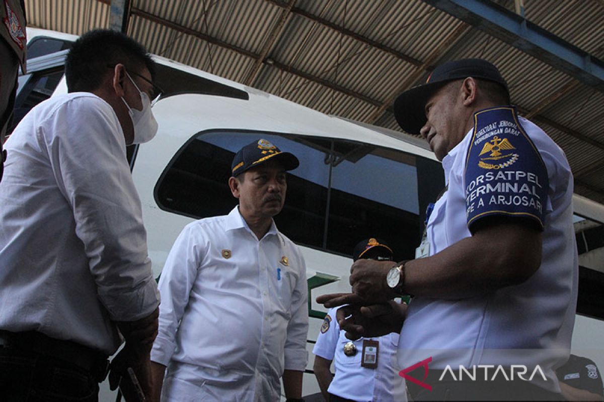 Kemenhub cek kesiapan Terminal Arjosari Malang jelang mudik