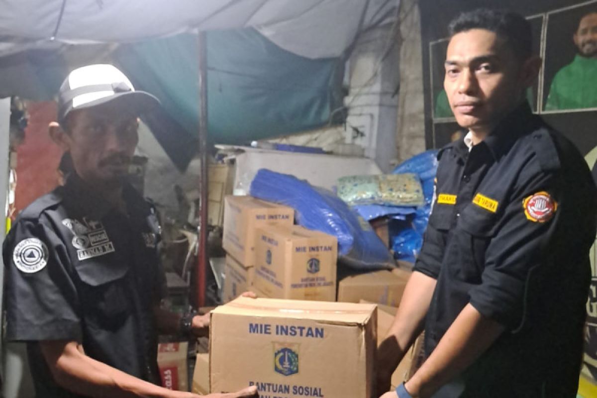 Sudinsos Jakut salurkan bantuan untuk penyintas kebakaran Pademangan