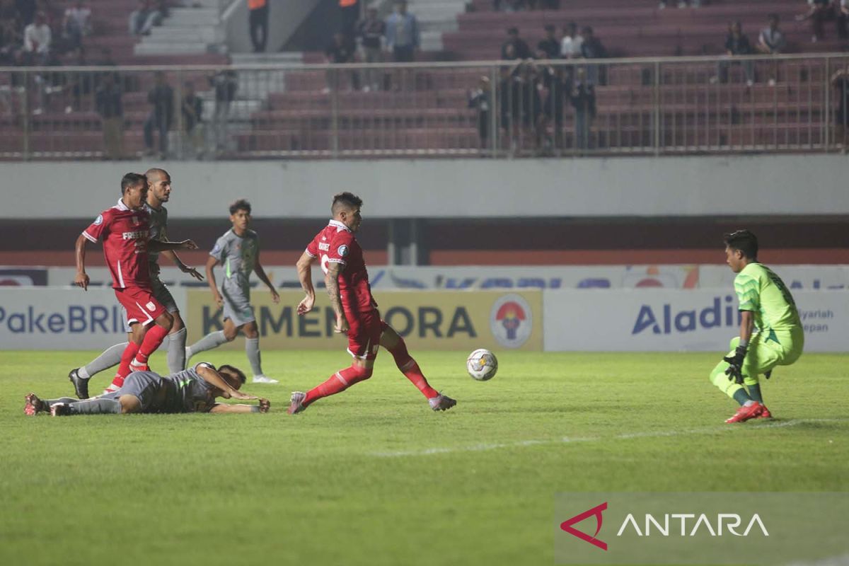 Liga 1 - Drama enam gol warnai laga Persis Solo kontra Persebaya