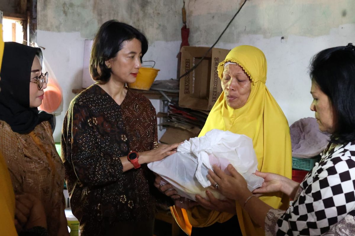 IKBI PTPN V salurkan lima ton paket sembako Ramadhan ke masyarakat pinggiran Pekanbaru