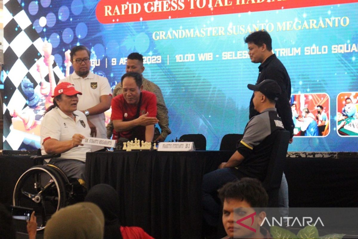 Seratusan atlet ikut Turnamen Catur NPC Indonesia di Mal Solo Square