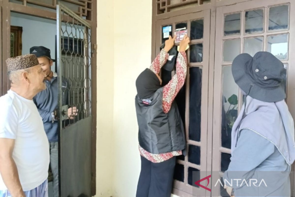 KPU Bangka Barat temukan 3.238 pemilih belum miliki KTP elektronik