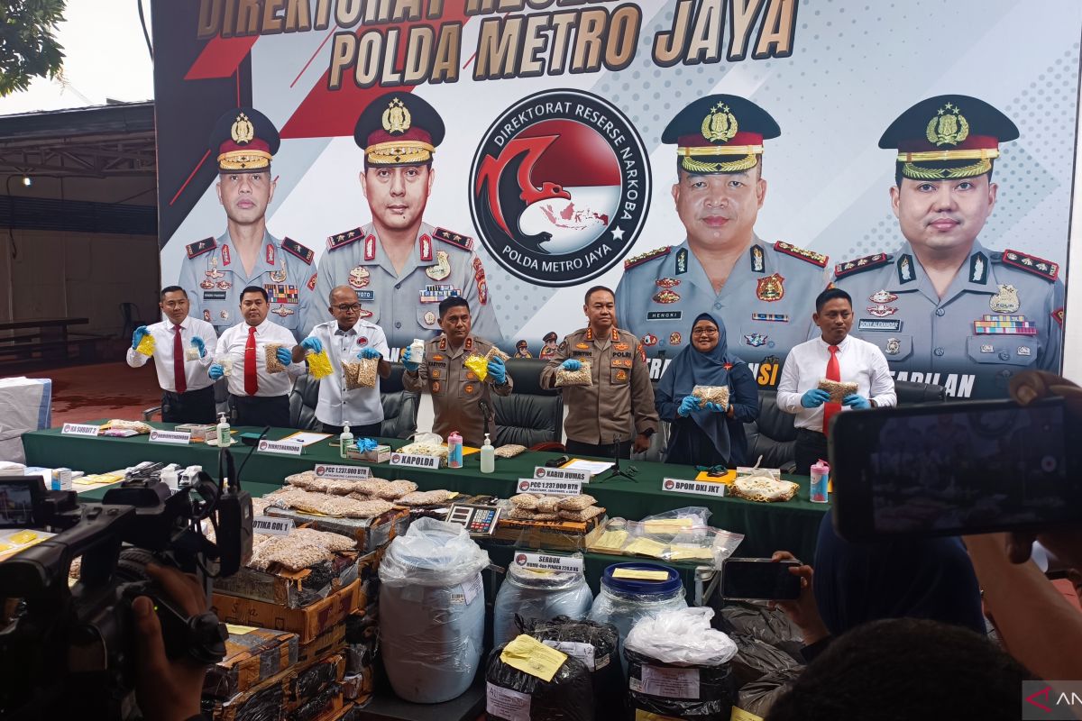 Polisi bongkar penyimpanan narkoba Rp23 miliar di Bekasi