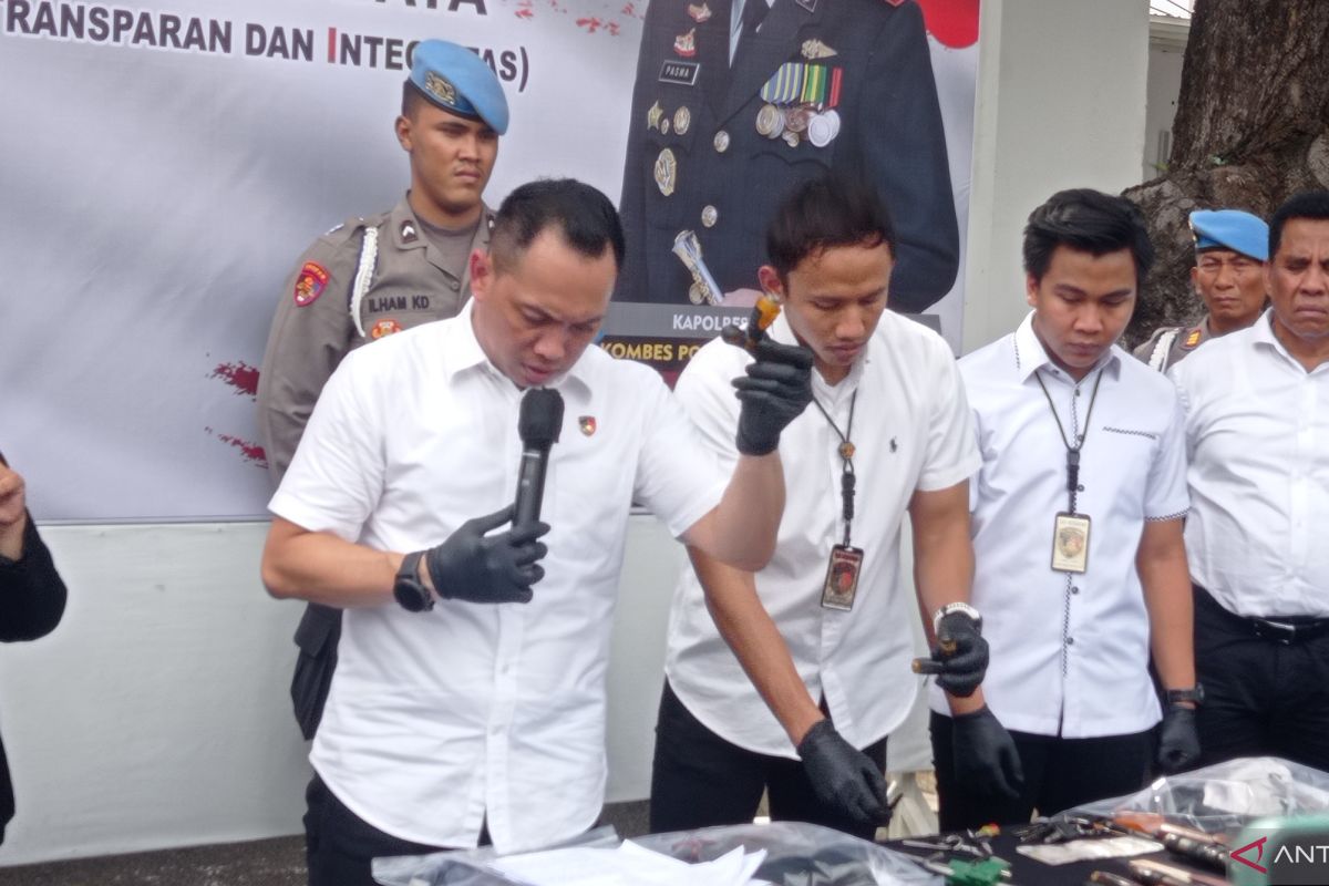 Polrestabes Surabaya tangkap dua residivis spesialis motor