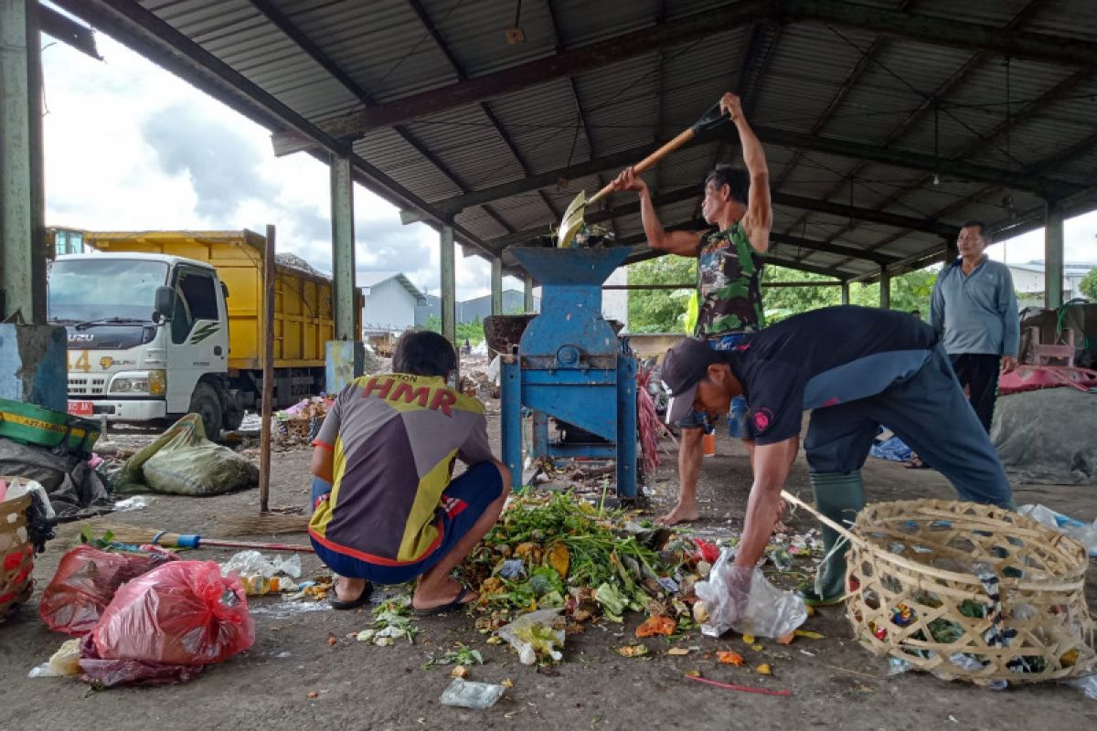 DLH Mataram menghasilkan PAD dari sampah hingga Rp7 juta per bulan