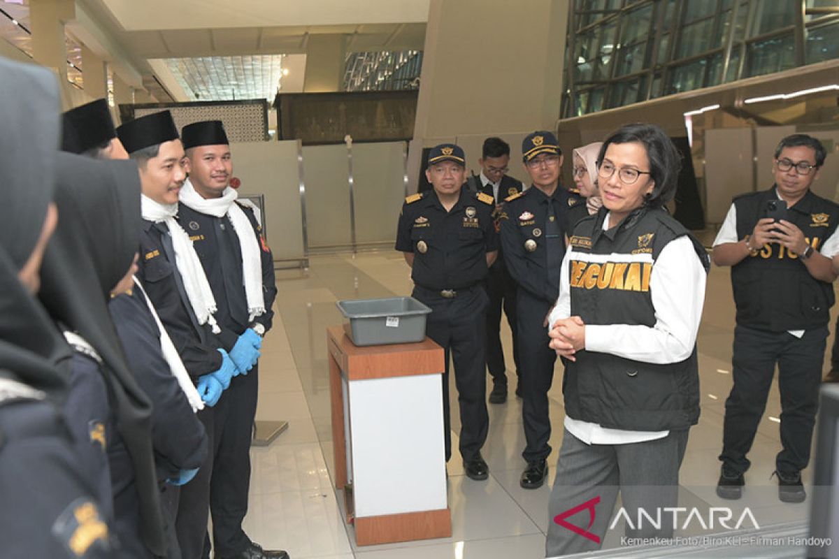 Menkeu tinjau kesiapan layanan Bea Cukai Bandara Soetta hadapi Lebaran