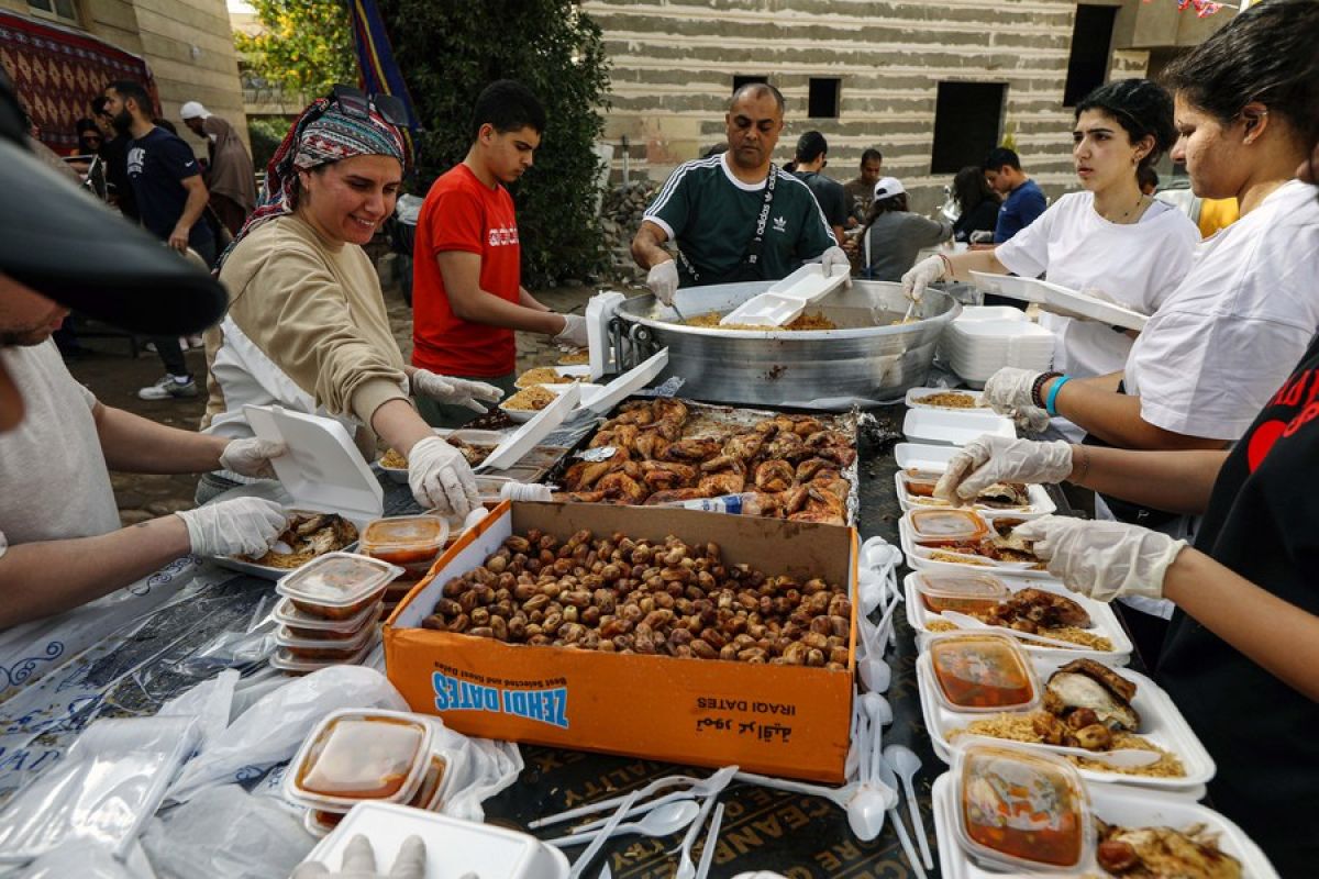 Dapur amal Mesir sediakan makanan gratis Ramadhan di tengah inflasi
