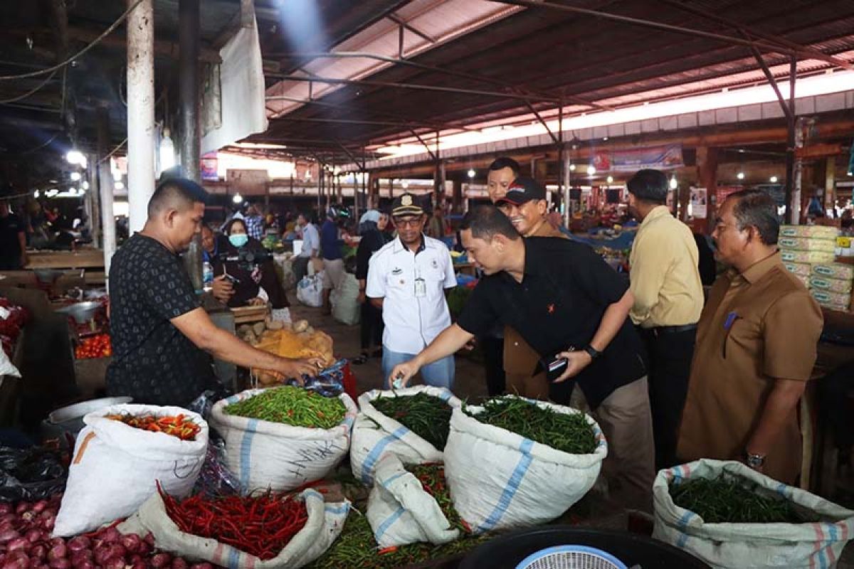 Ditreskrimsus Polda Aceh sidak pangan pasar tradisional