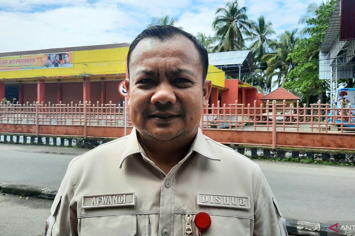 Pemkot Pariaman antisipasi petugas parkir liar hadapi libur lebaran