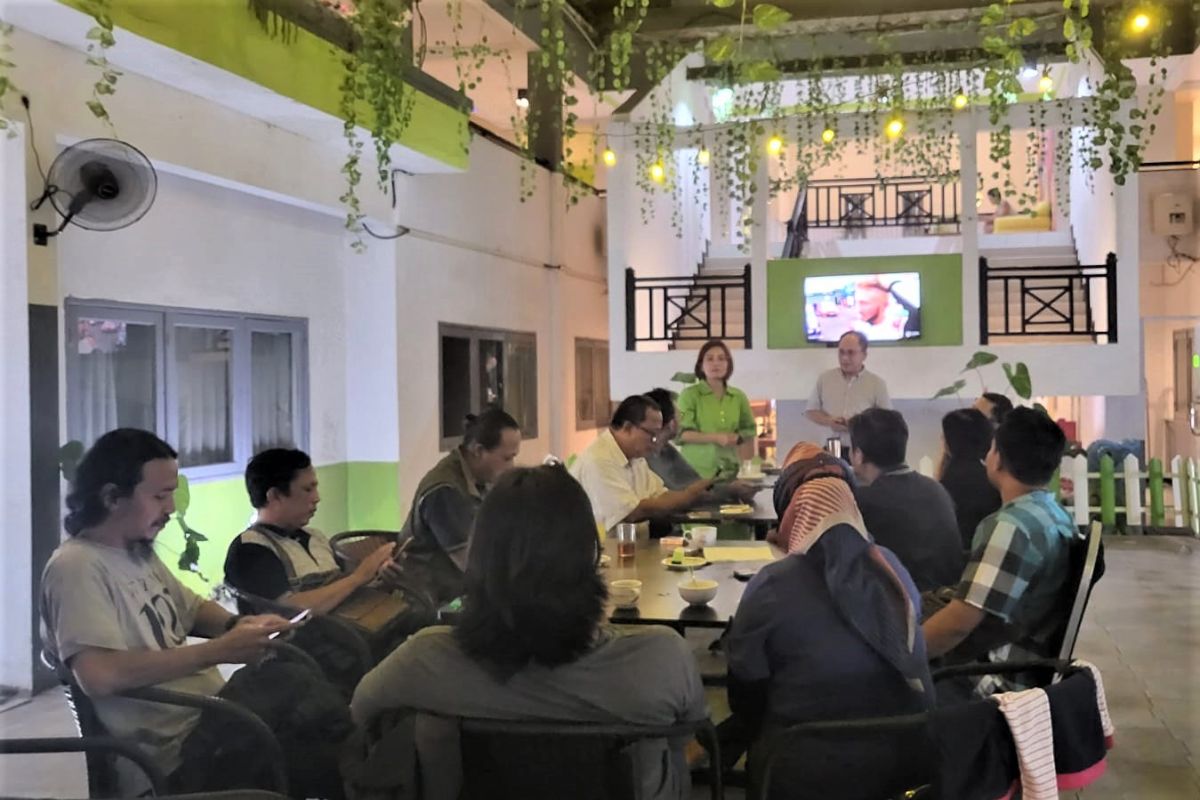Whiz Hotel Surabaya kenalkan jajaran ke jurnalis