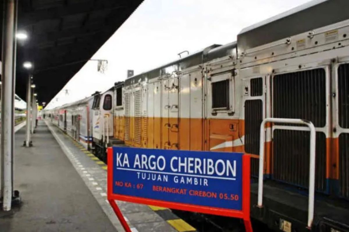 KAI Cirebon beri diskon tarif 20 persen pengguna KA Argo Cheribon