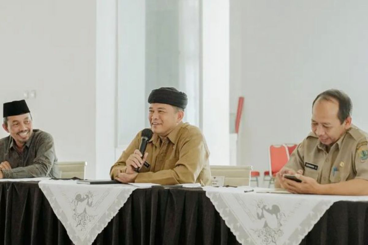 Sekda Karawang ajak ASN salurkan zakat dan infak melalui Baznas