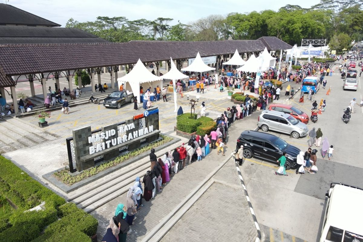 Pupuk Kaltim gelar pasar sembako murah dan bazaar UMKM meriahkan Safari Ramadan BUMN 2023