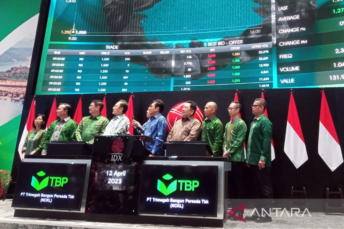 Emiten nikel Grup Harita resmi melantai di bursa, saham dibuka stagnan