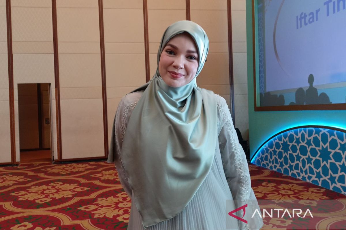 Dewi Sandra fokus kejar Lailatul Qadar di 10 hari terakhir Ramadhan