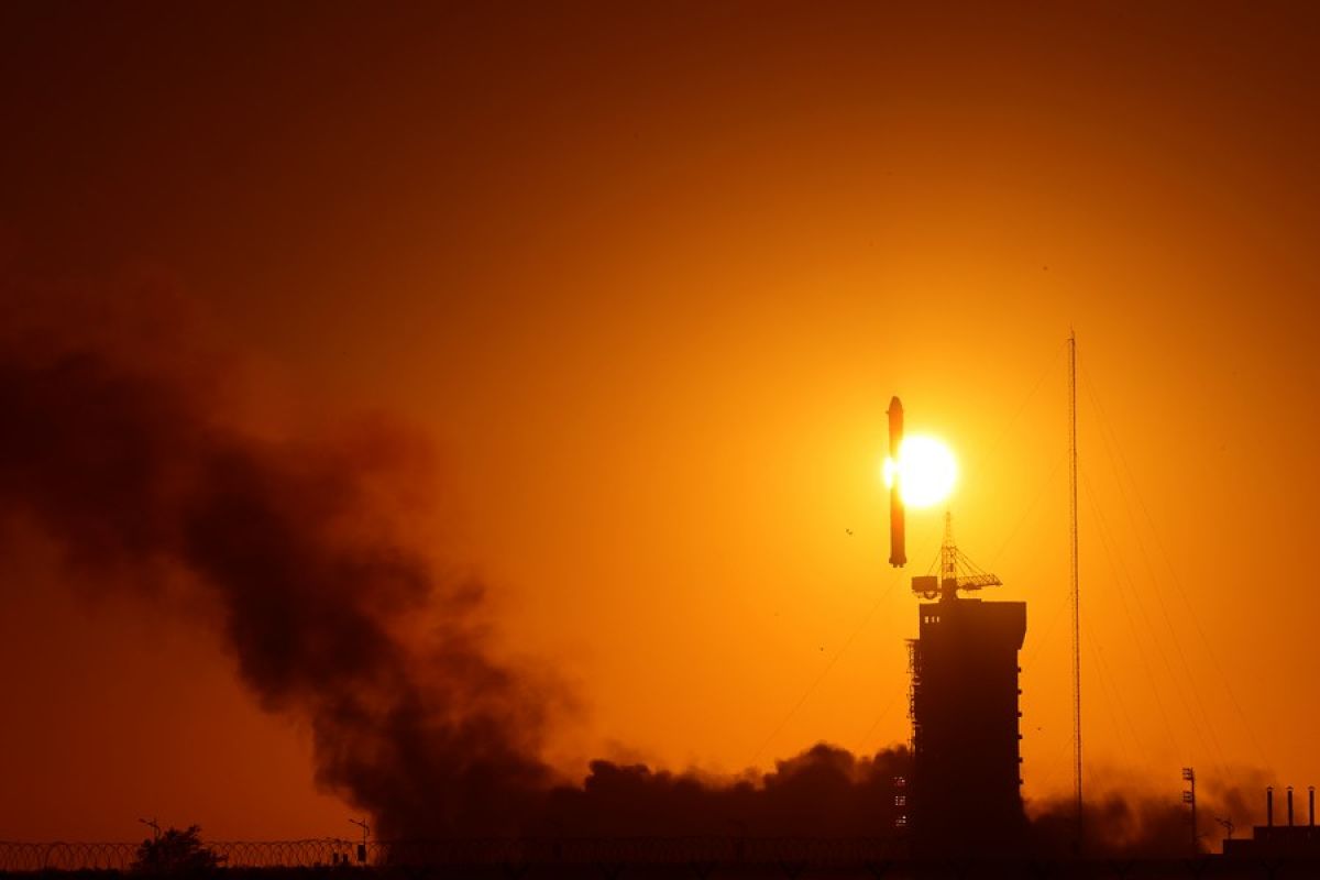 Data satelit pengamatan matahari China dibuka untuk uji coba