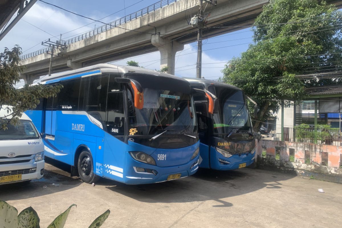Damri Palembang cadangkan 10 bus  saat arus mudik Lebaran 2023