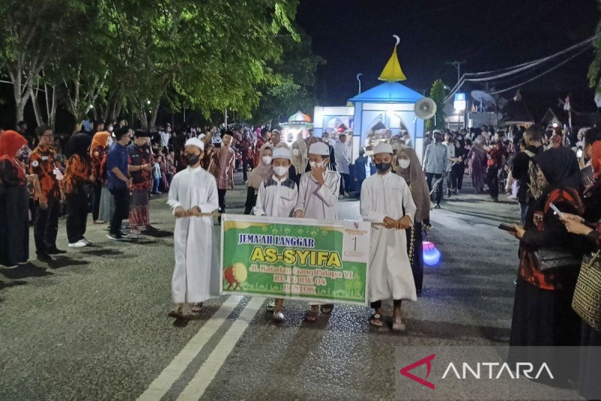 Semarak lomba tanglong disambut antusiasme warga di Buntok