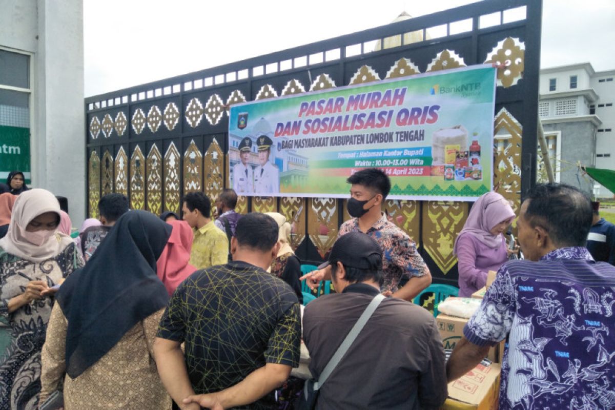 Pemkab Lombok Tengah gelar pasar murah menjelang lebaran