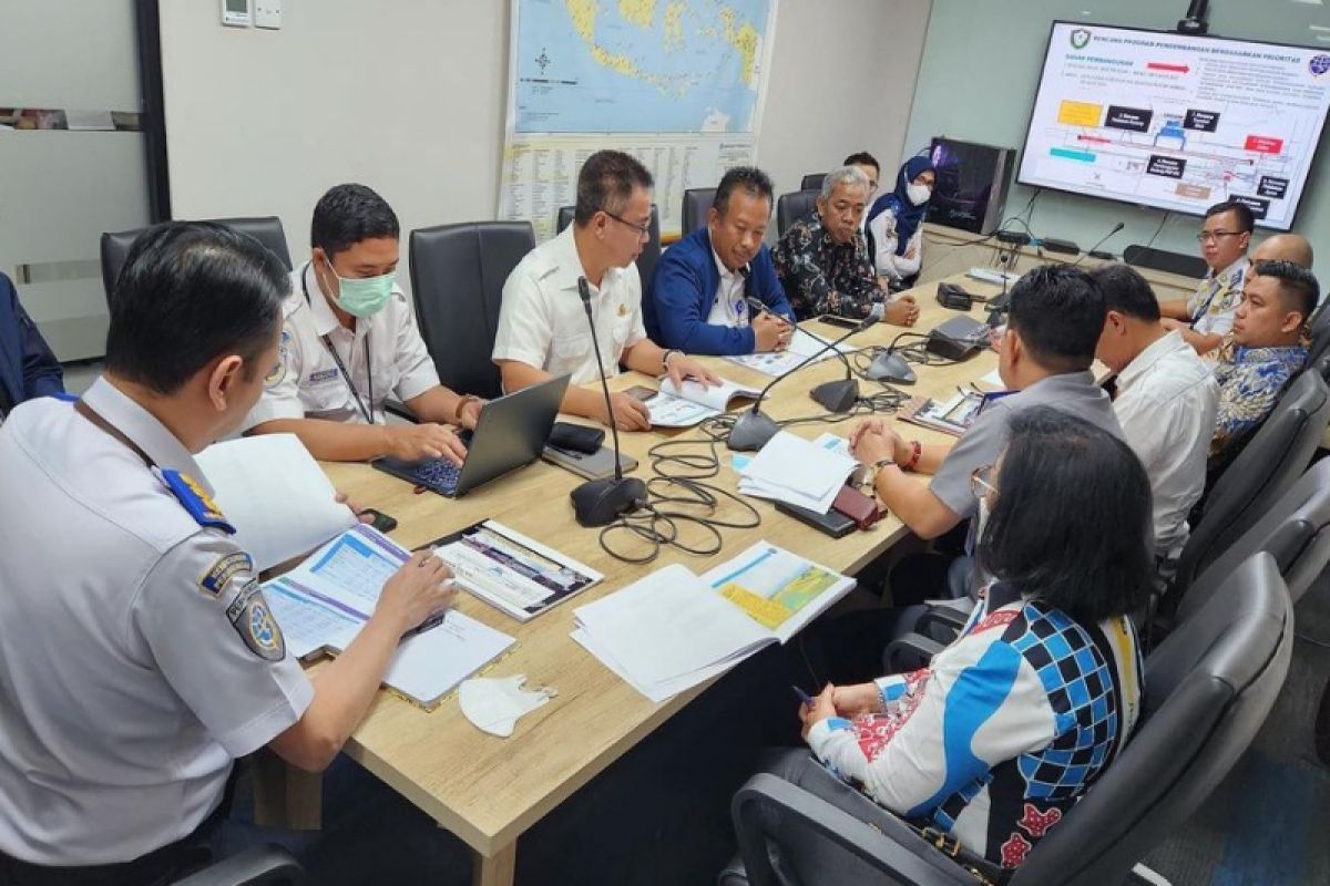 DPRD Kotim berharap Kemenhub bantu perpanjangan landasan bandara Sampit
