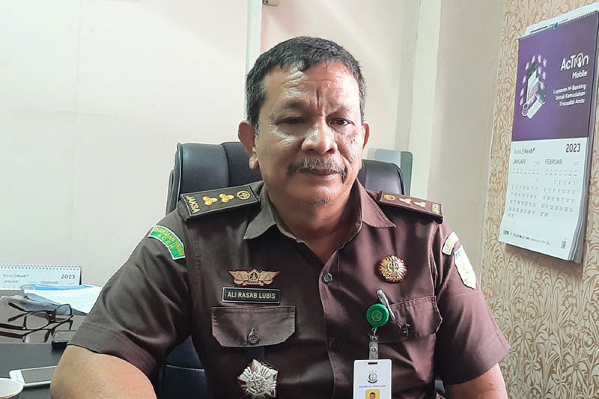 Mantan Kadis Perkebunan Aceh Barat dan Ketua Koperasi jadi tersangka korupsi program peremajaan sawit