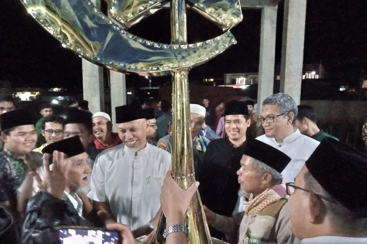Gubernur Sumbar bantu pembangunan masjid Nurul Iman PP M natsir Rp50 juta