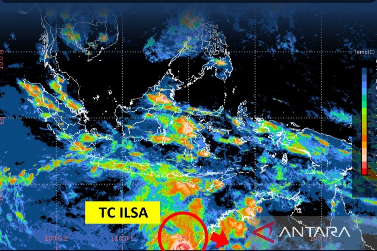 Siklon Ilsa pengaruhi gelombang tinggi Selat Bali-Lombok lima meter