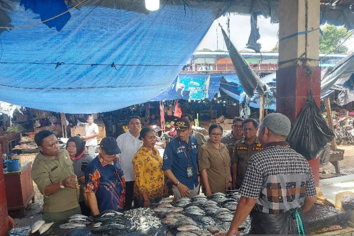 Polda Papua imbau pedagang tidak menimbun barang jelang Lebaran