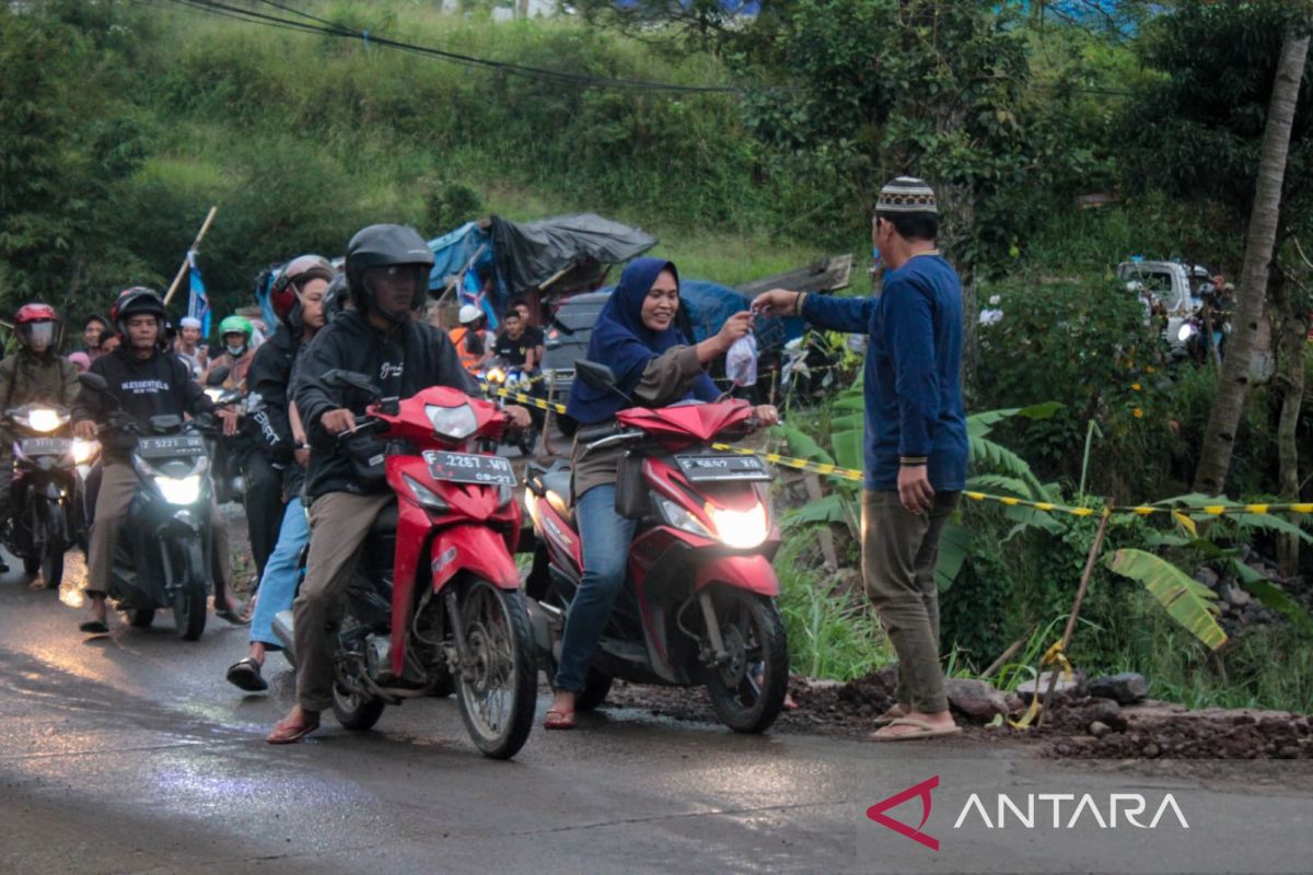 Gempa Tuban dirasakan cukup kencang di Cianjur