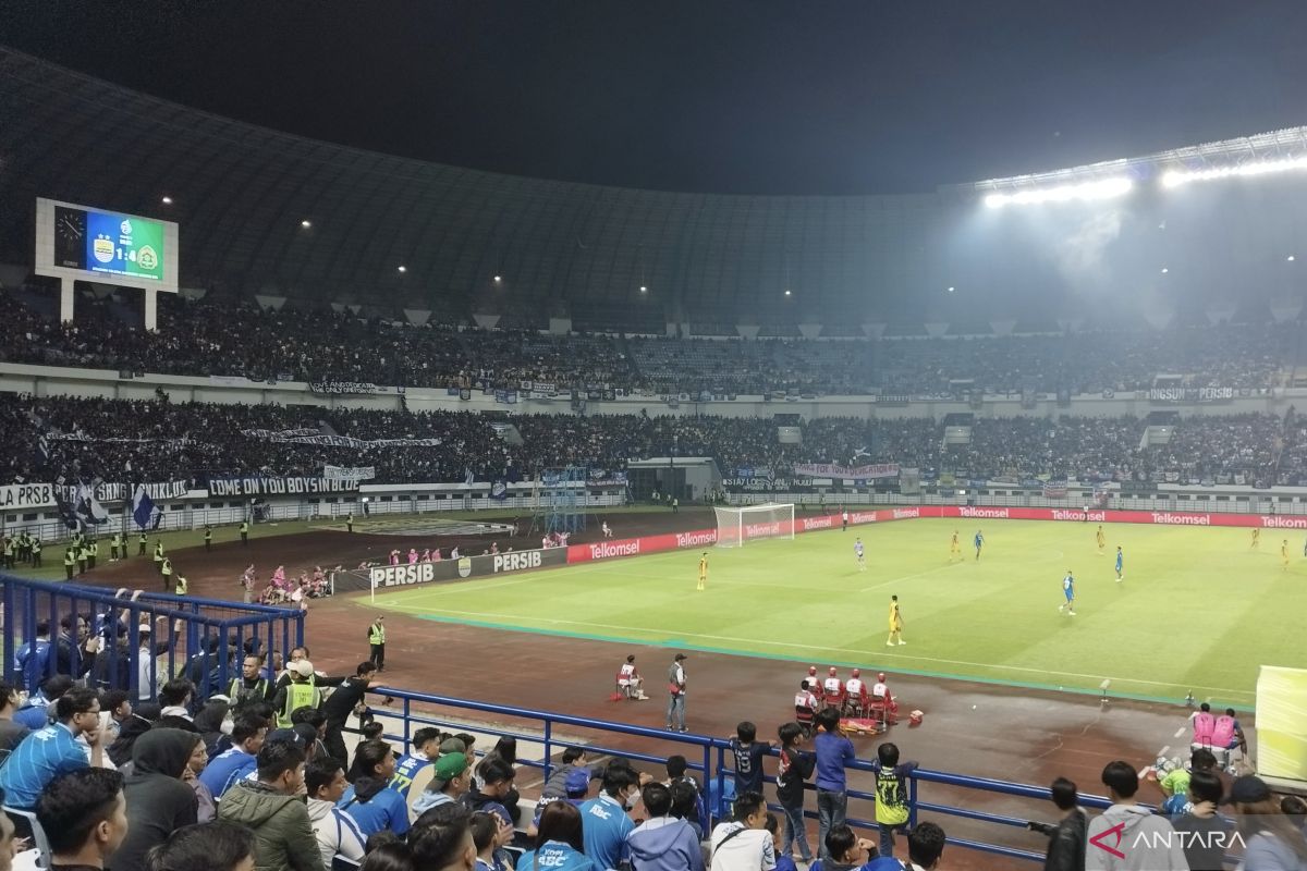Persib Bandung tutup musim di peringkat ketiga usai kalah 1-4 dari Persikabo
