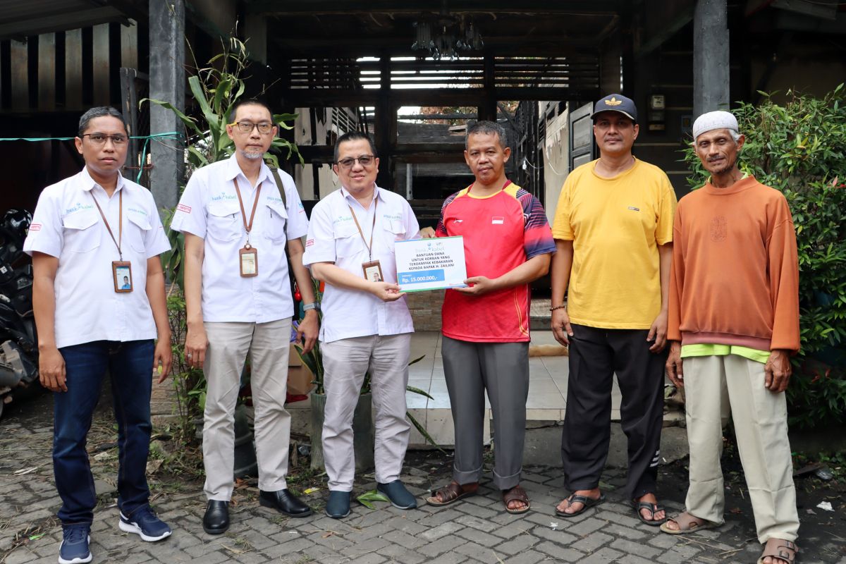 UPZ Bank Kalsel bantu korban terdampak kebakaran di Banjarmasin