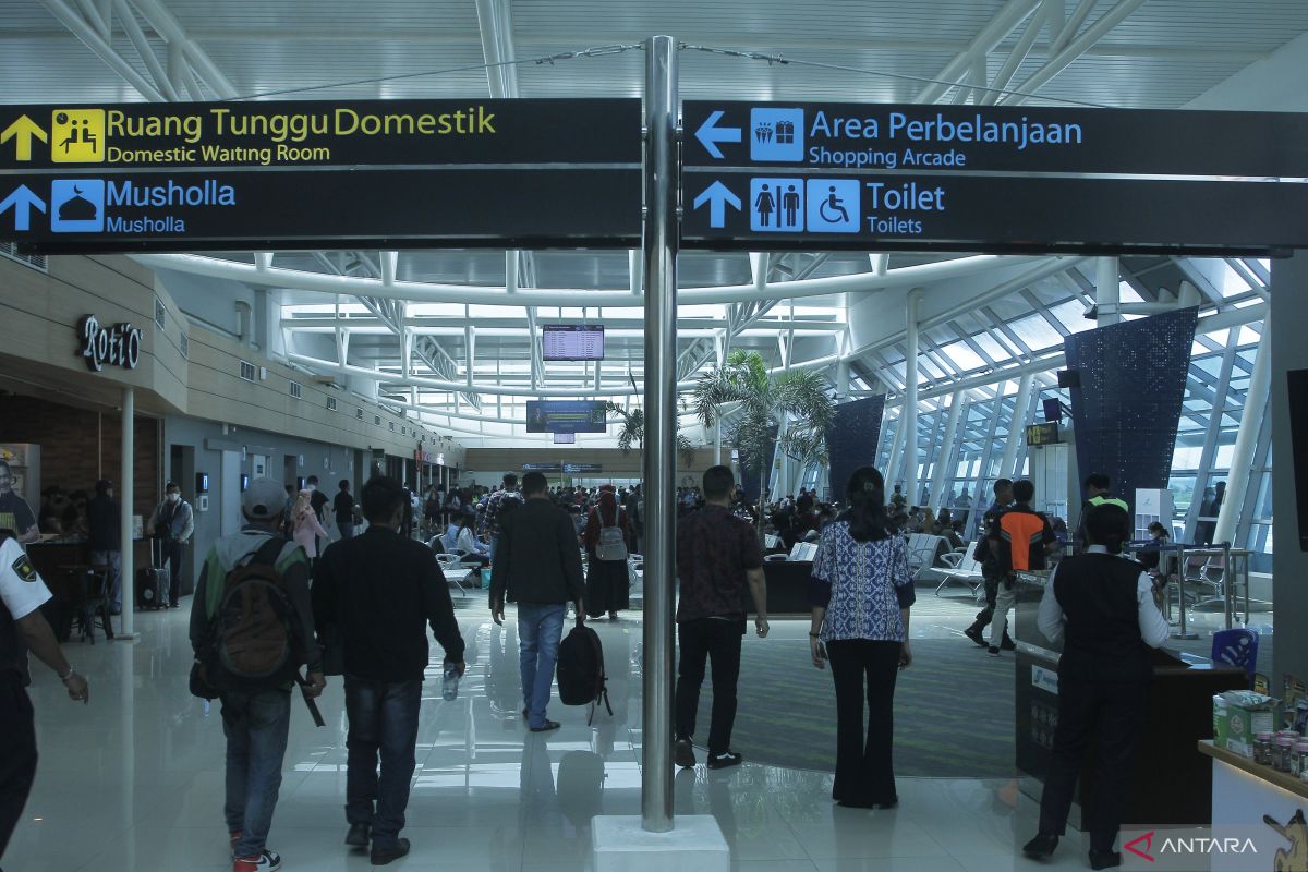 Sebanyak 3.797 pemudik lalui bandara El Tari pada H-7