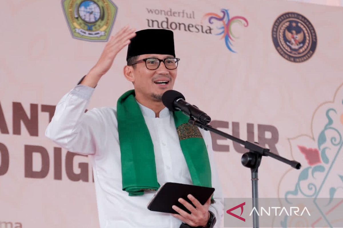 Sandiaga minta santri di Malang kembangkan konten digital edukatif
