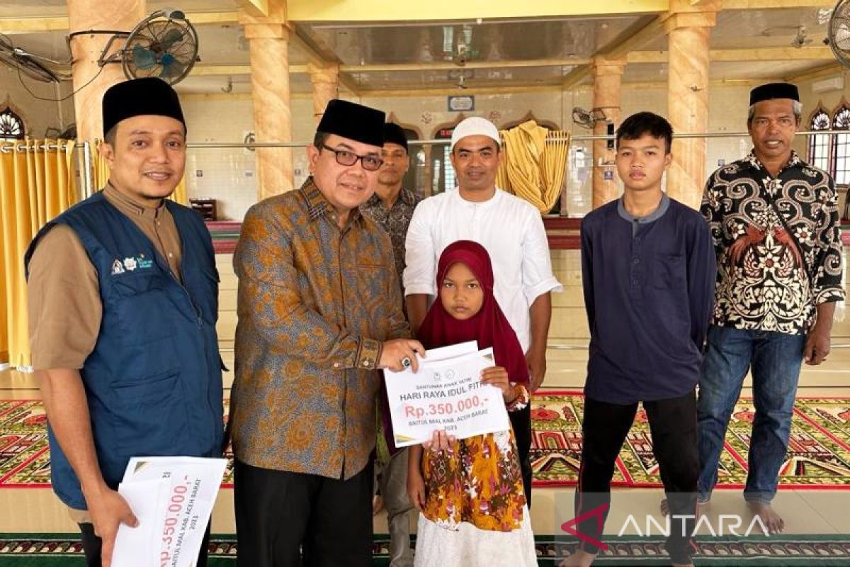 Baitul Mal Aceh Barat salurkan santunan untuk 1.900 anak yatim