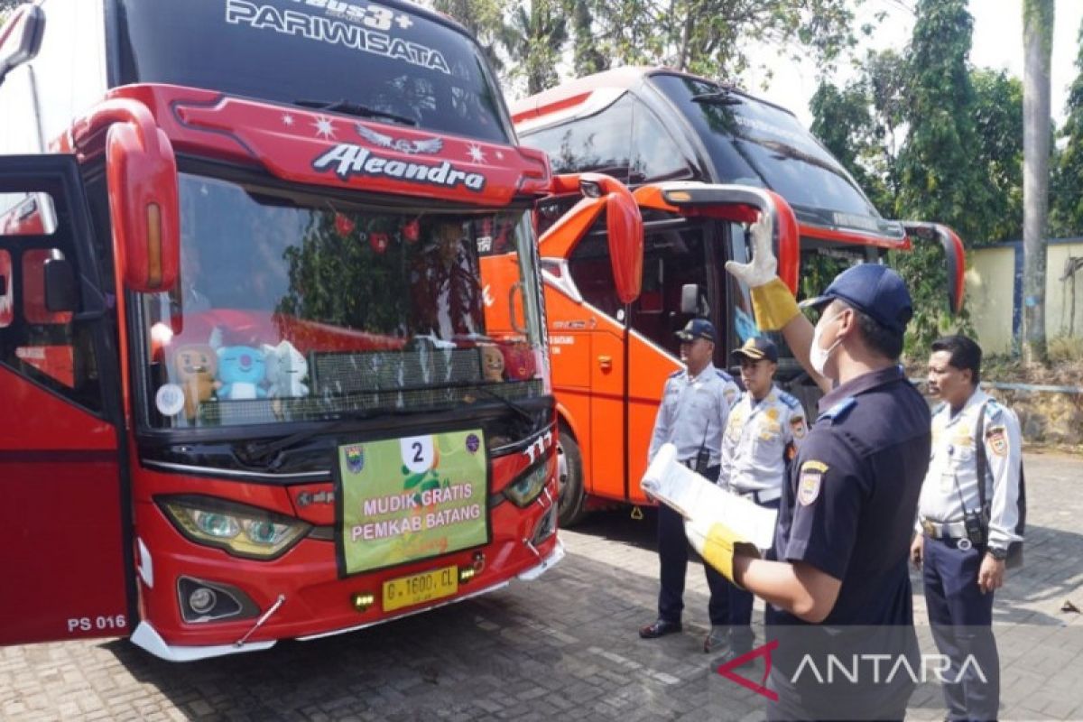 Jemput warga mudik, Pemkab Batang berangkatkan bus gratis ke Jakarta