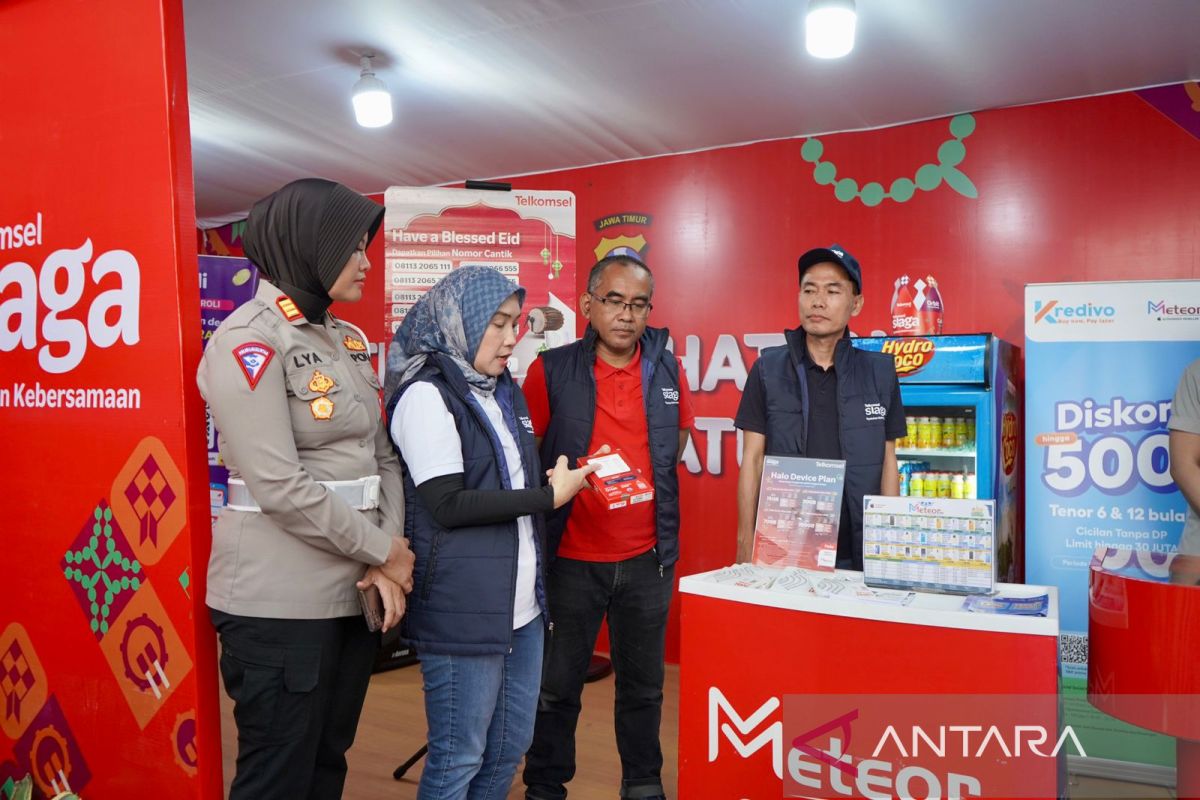 Telkomsel hadirkan Posko Siaga sambut pemudik dan wisatawan di Batu