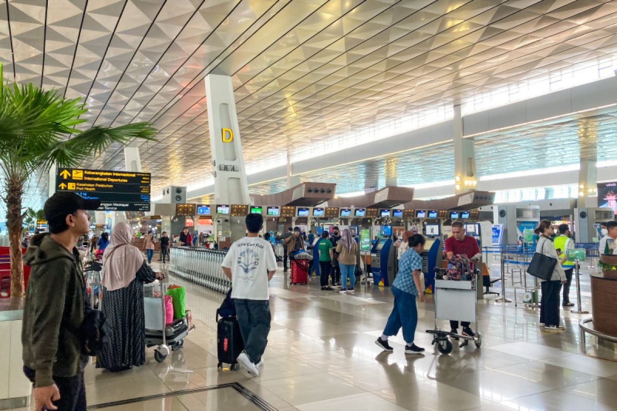 Jumlah penumpang di Bandara Soetta pada H-6 Lebaran naik 28 persen