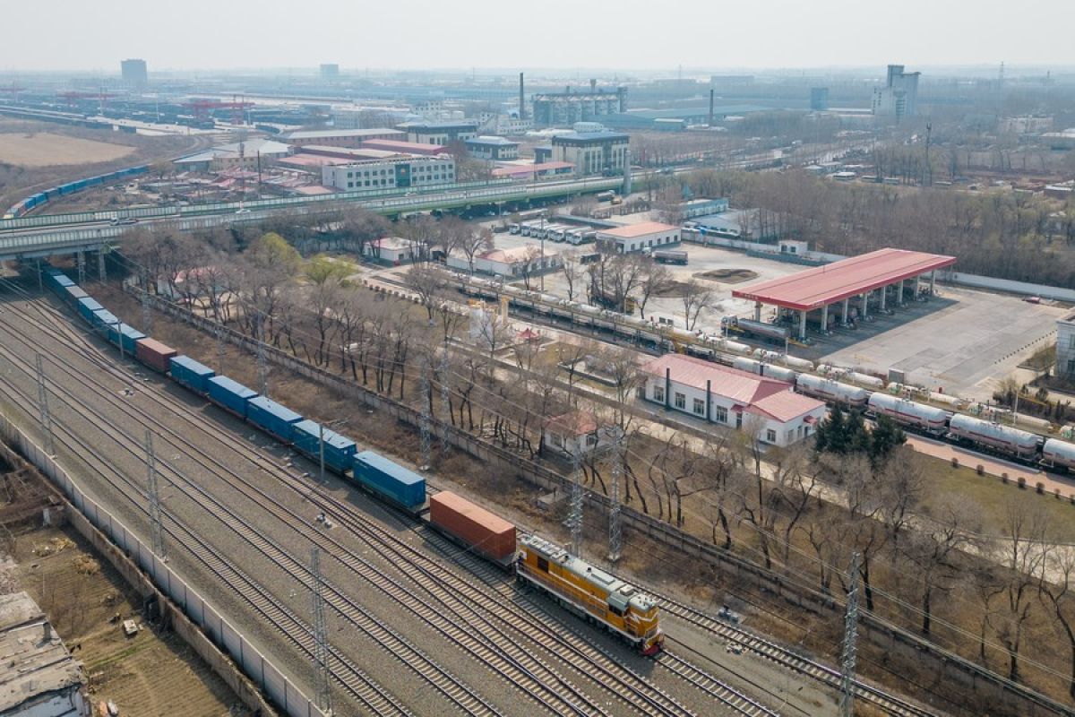 Heilongjiang luncurkan kereta China-Eropa pertama angkut mobil China