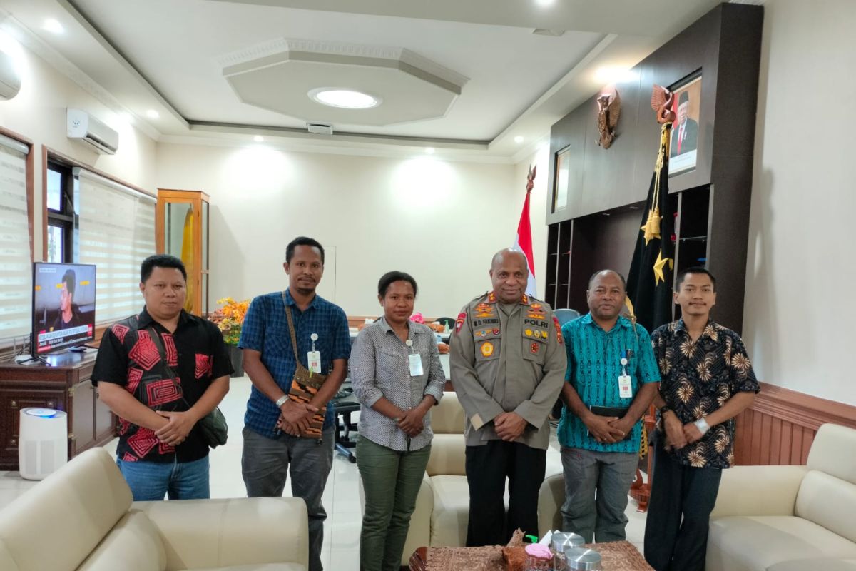 Komnas HAM Papua minta pembebasan pilot utamakan negosiasi