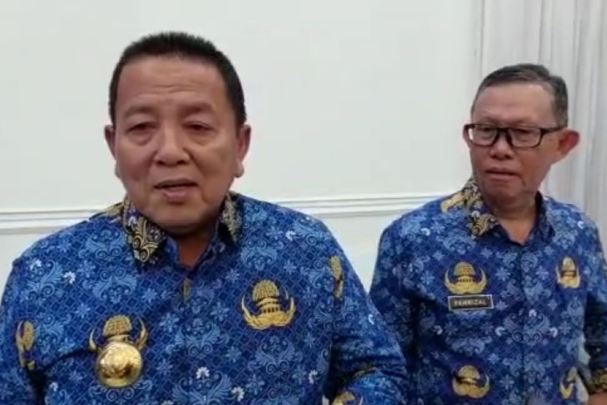 Usai dikritik, Gubernur Lampung minta kualitas jalan harus tahan lama