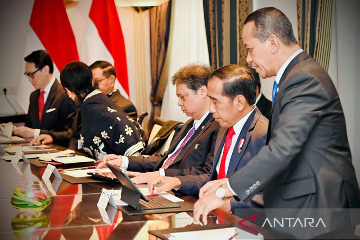 Tiga perusahaan Eropa sampaikan minat berinvestasi di RI kepada Jokowi