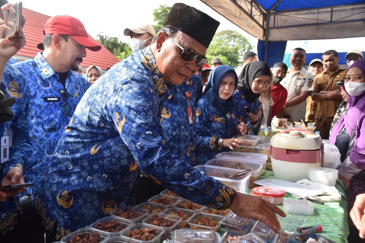 Pemprov Kalsel gelar pasar murah di Banjarbaru