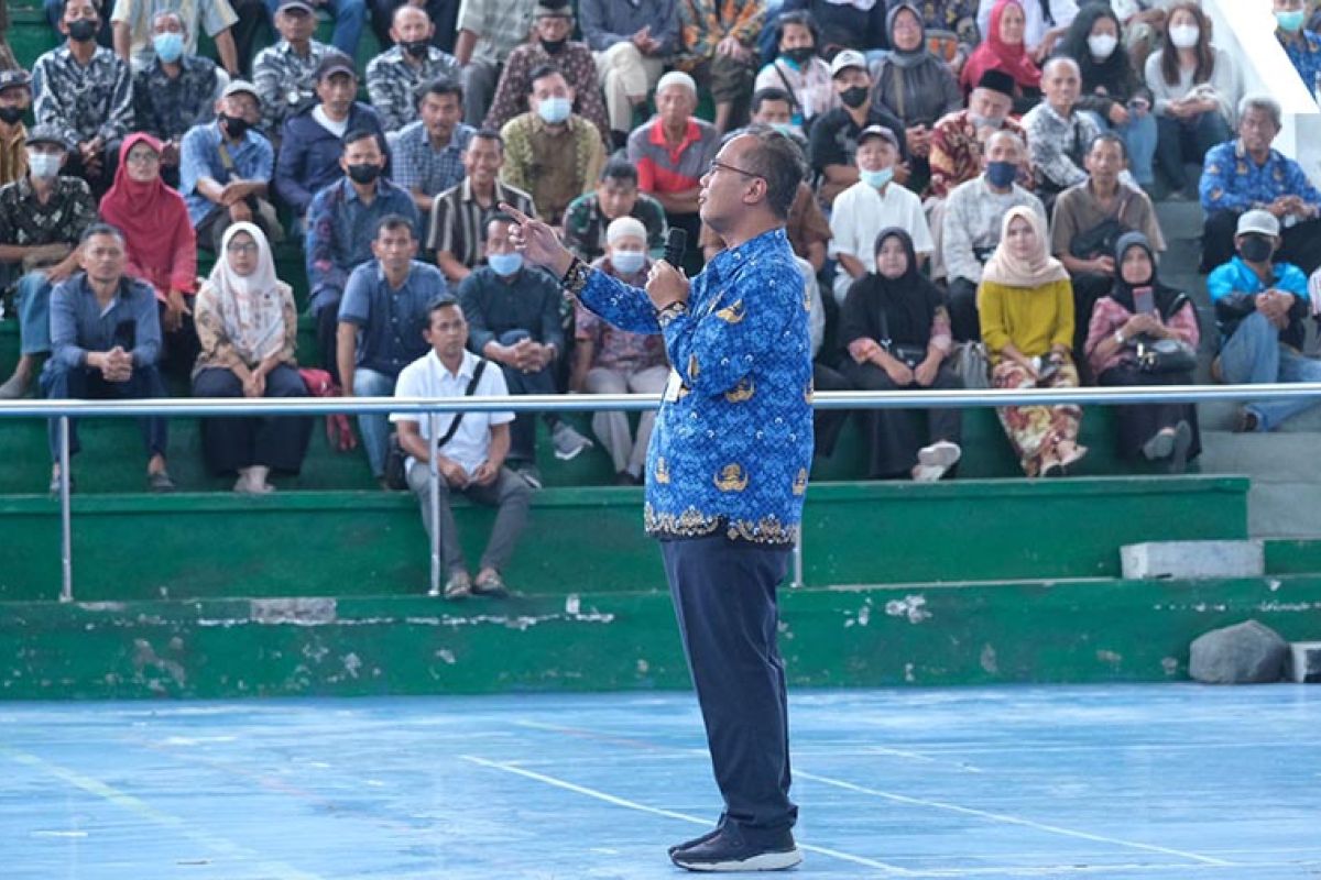 Wali Kota Magelang ajak ketua RT/RW bangun sistem organisasi dengan rapi