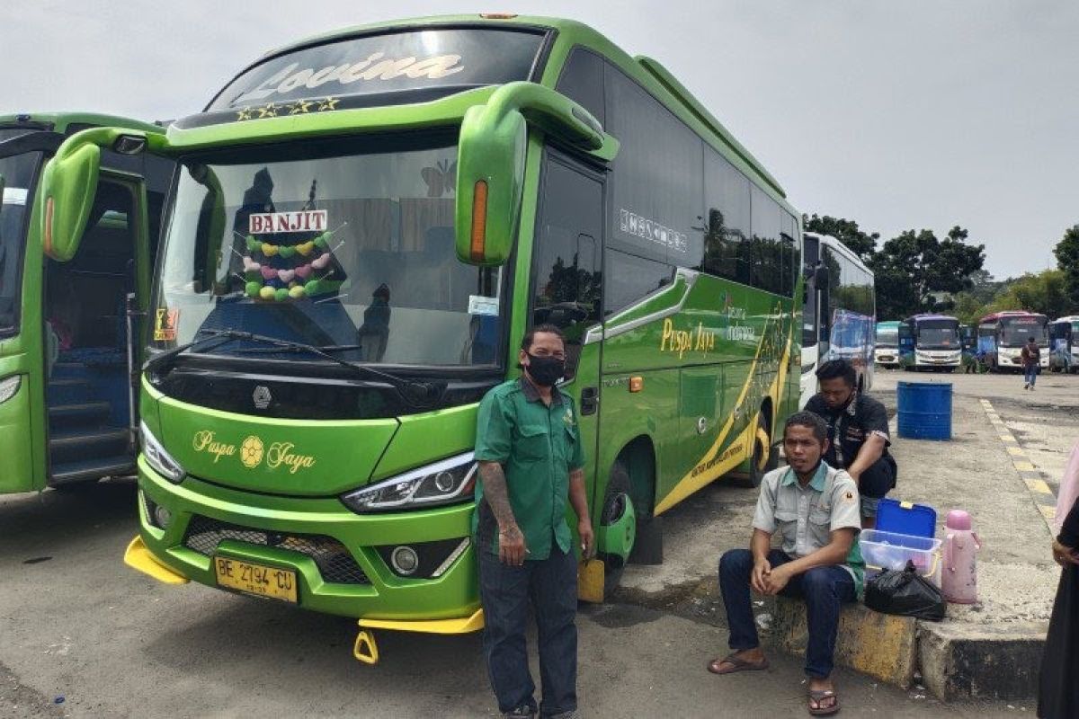 7.500 bus AKDP di Medan  antarkan perantau ke kampung halaman