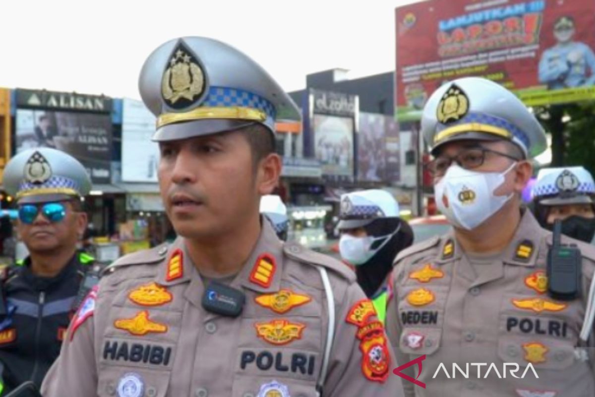 Polres Karawang siap pecah kepadatan lalu lintas dampak one way di simpang Jomin