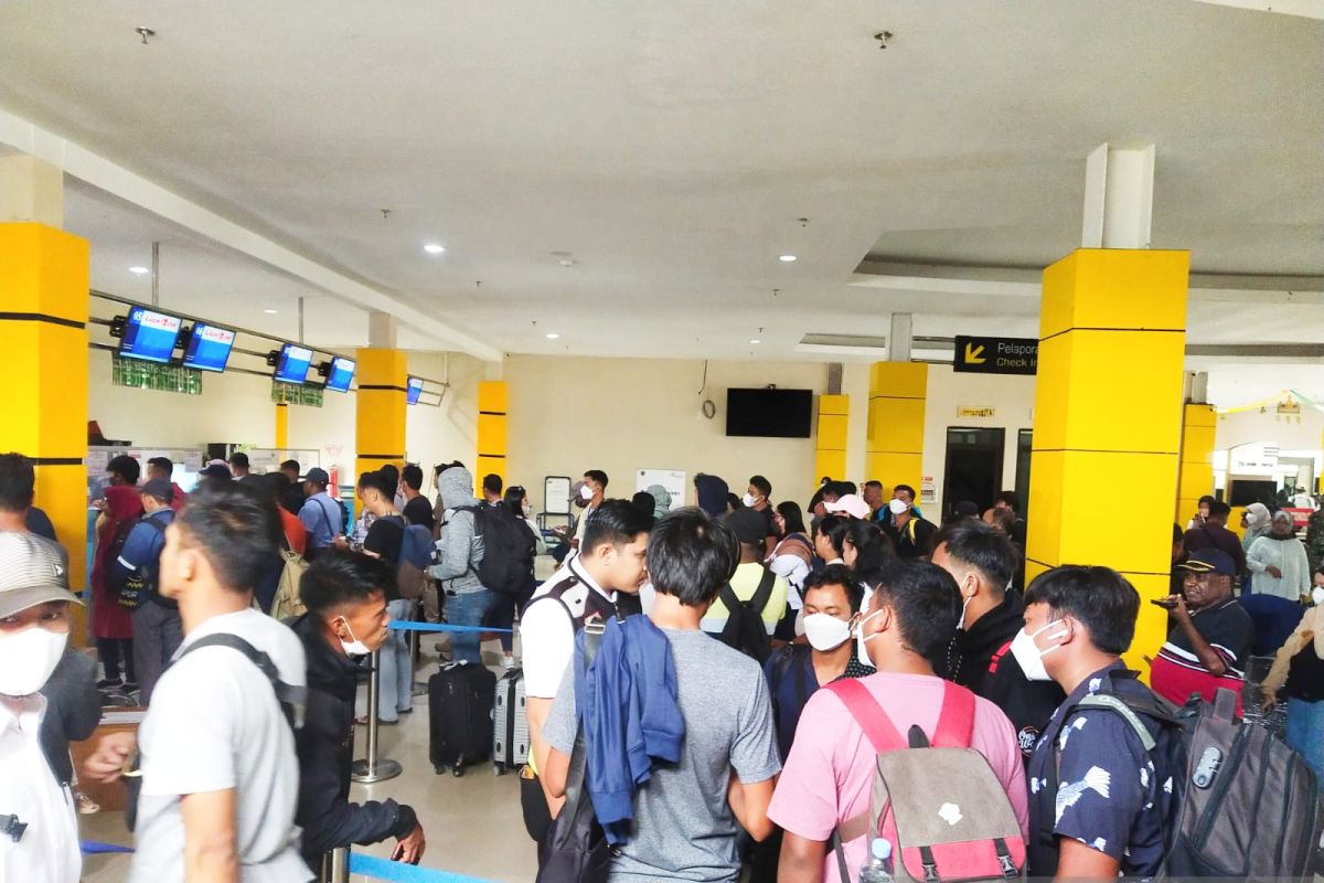 Bandara Rendani Manokwari prediksi puncak arus mudik lebaran H-3